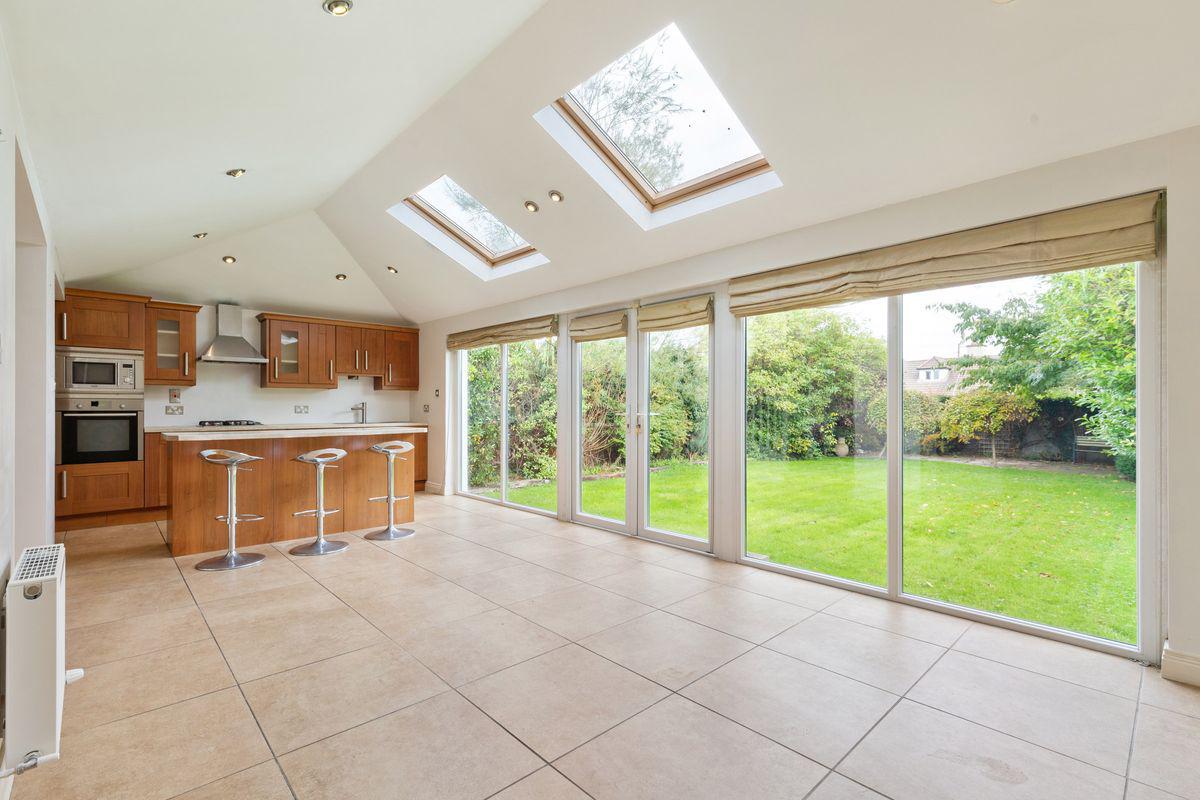 Sonas, 7 Redesdale Road, Mount Merrion, County Dublin, historical listing image 5
