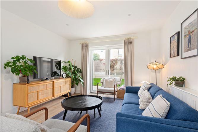 8 Mercer Glen, Cherrywood, Dublin 18, historical listing image 3