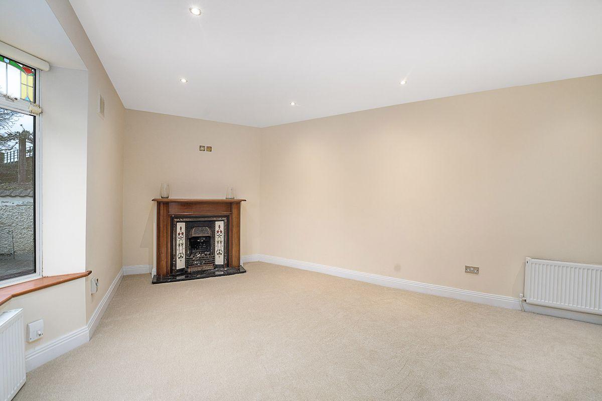 93 & 93B Howth Road, Clontarf, Clontarf, Dublin 3, D03HE03, historical listing image 3