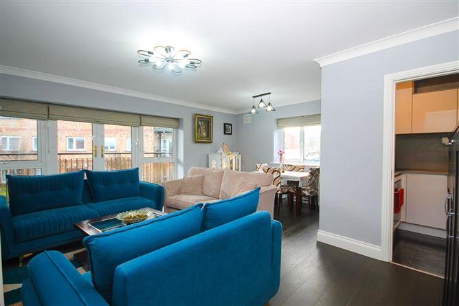 82 Carrigmore Crescent, D24XH95, historical listing image 4