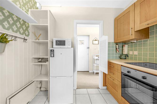 1c Avalon Burrow Road, Sutton, Dublin 13, historical listing image 6