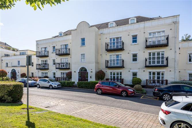 48 The Fairways, Seabrook Manor, Portmarnock, County Dublin, historical listing image 1