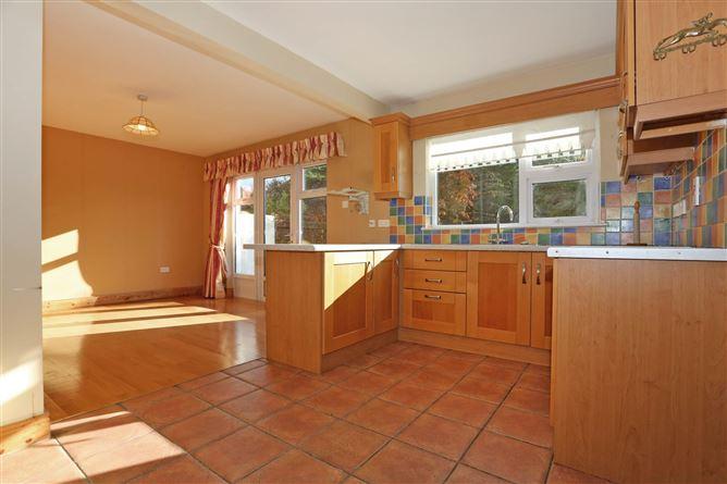 2 Cherry Avenue, Caherdavin Lawn, Caherdavin, Limerick, historical listing image 6