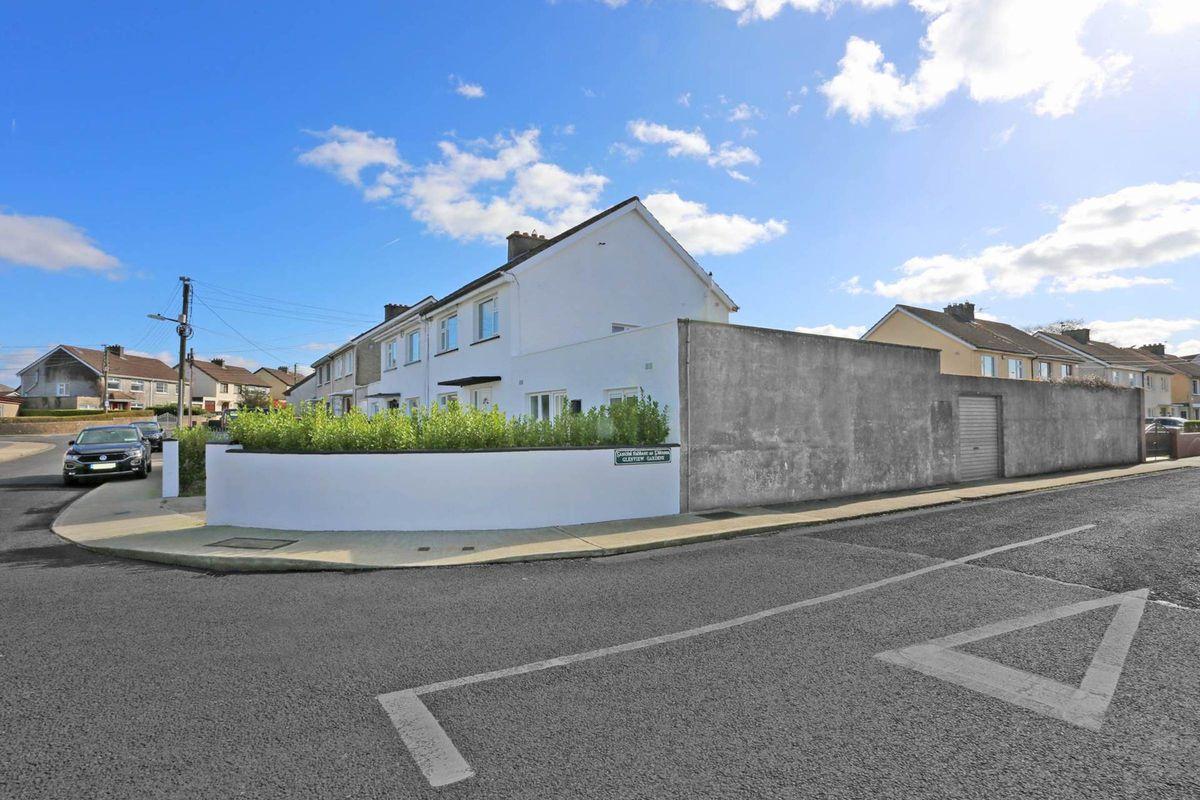 No.44 Glenview Gardens, Farranshone, Limerick City, Co. Limerick, V94X6WT, historical listing image 2