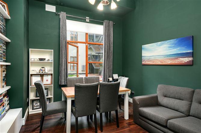 109, Winter Garden Pearse Street, The, Dublin 2, historical listing image 6