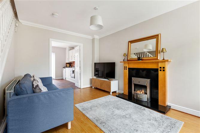 5 Ellensborough Lodge, Kiltipper Road, Tallaght, Dublin 24, historical listing image 2