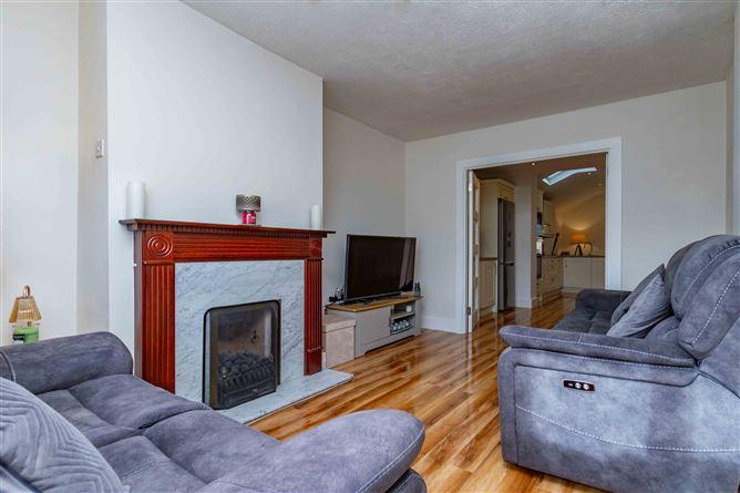 15, Homelawn Gardens, Dublin 24, historical listing image 6
