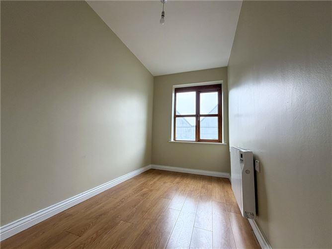 20 Kirwans Court, Kirwans Lane, Galway City Centre, Galway, historical listing image 5