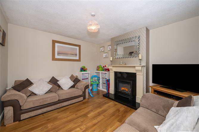 34 The Willows, Classes Lake, Ballincollig, Co. Cork, P31H525, historical listing image 5