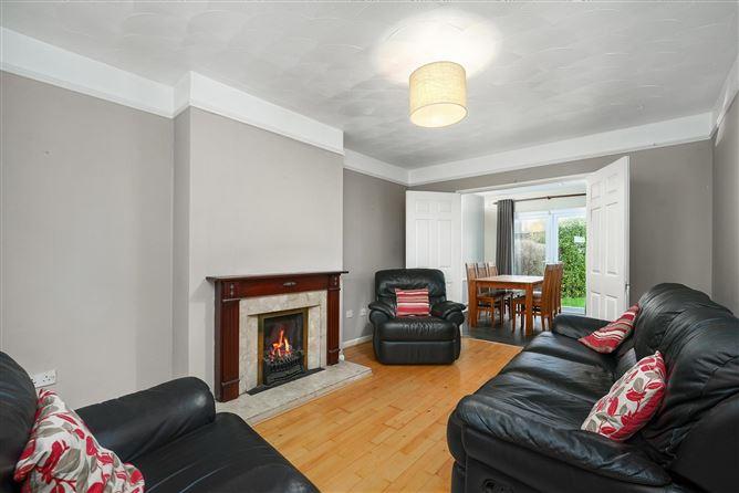 5, Oak Drive, Dublin 9, historical listing image 4