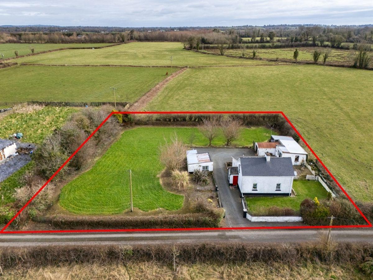 Fas Road, Ledwithstown, Ballymahon, Co. Longford, N39CH01, historical listing image 1