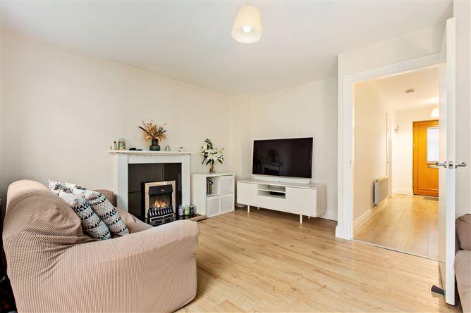 15, Hunters Hill, Dublin 24, historical listing image 3