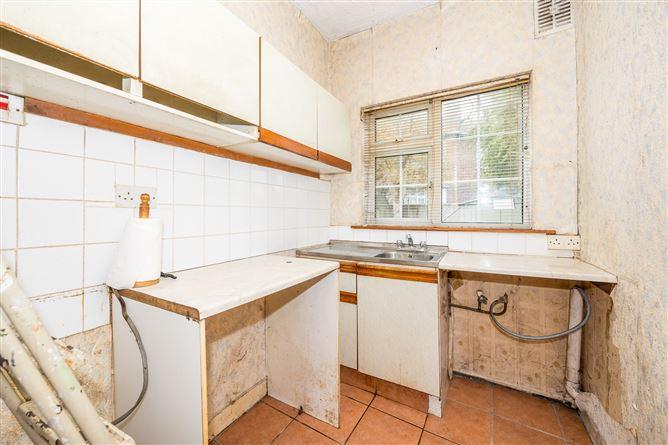 Advertisement for 2 GLENDUN RD, WHITEHALL DUBLIN 9, DUBLIN