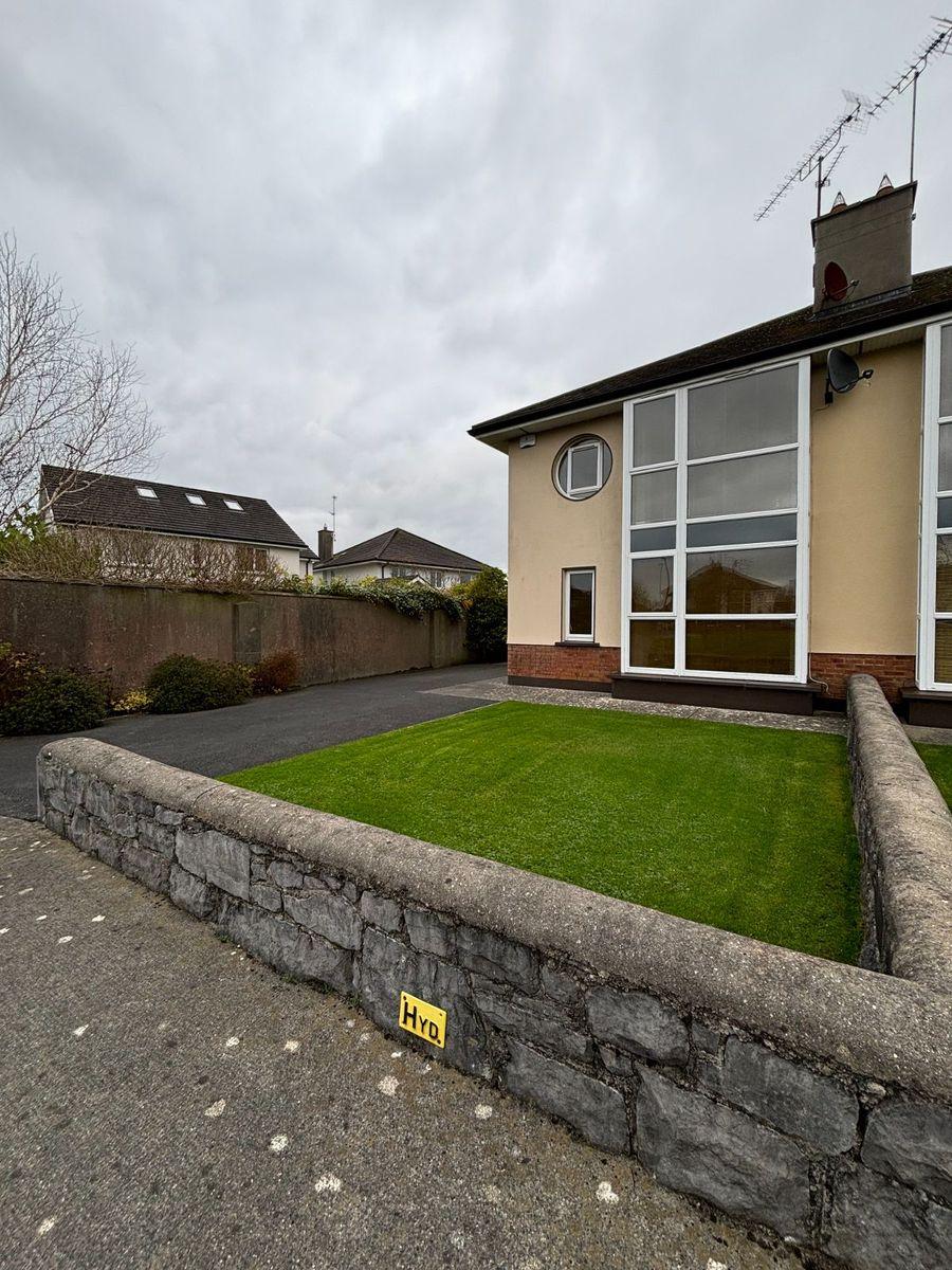 149 Palace Fields, Tuam, Tuam, Co. Galway, H54FW94, historical listing image 1