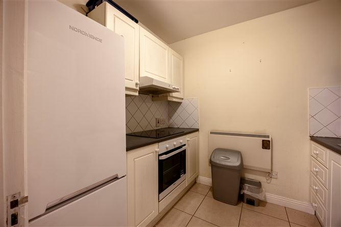 24 Mountbrook, Stillorgan,   County Dublin, historical listing image 6