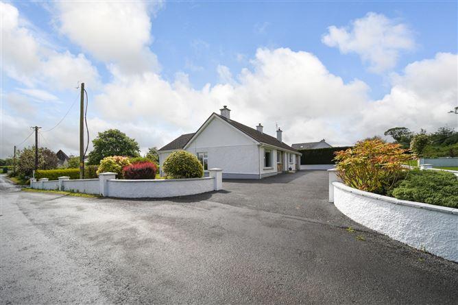 Moore Field, Aughnagaddy, Ramelton, Co. Donegal, F92E2V9, historical listing image 3