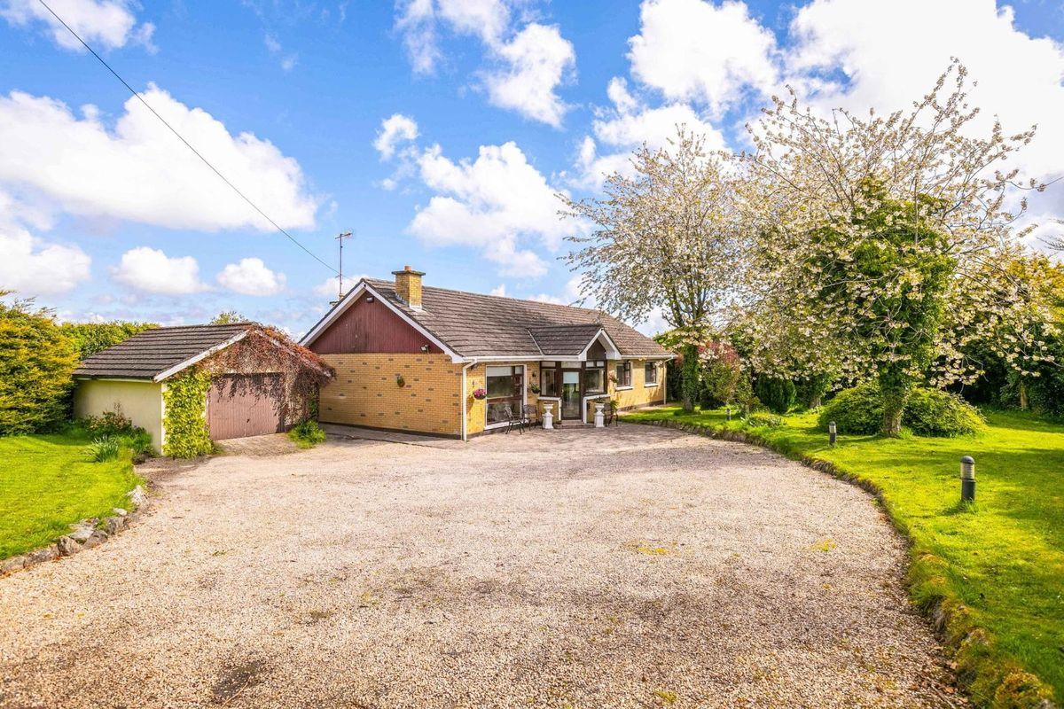 Rathleigh, Rathleigh, Newtown Lane, Mount Venus Road, Rathfarnham, Dublin 16, D16FX58, historical listing image 1