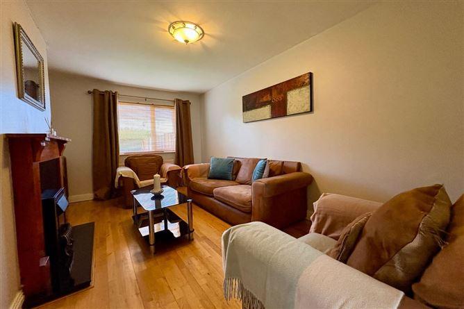 8, Lintown Crescent, Co. Kilkenny, historical listing image 5