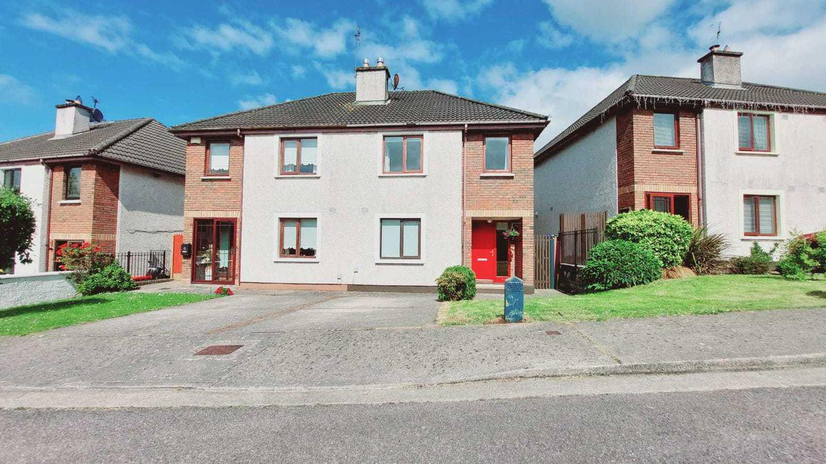 9 Glenview Park, Dillons Cross, Dillons Cross, Co. Cork, historical listing image 1