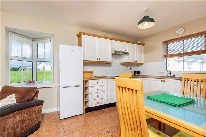 124 St. Helen's Village, KIlrane, Rosslare Harbour, Co. Wexford, Y35TY04, historical listing image 5
