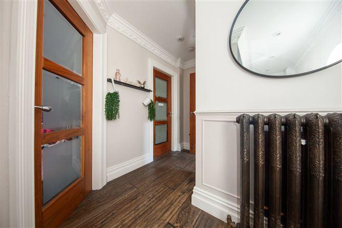 8, Woodstown Hill, Dublin 16, historical listing image 4