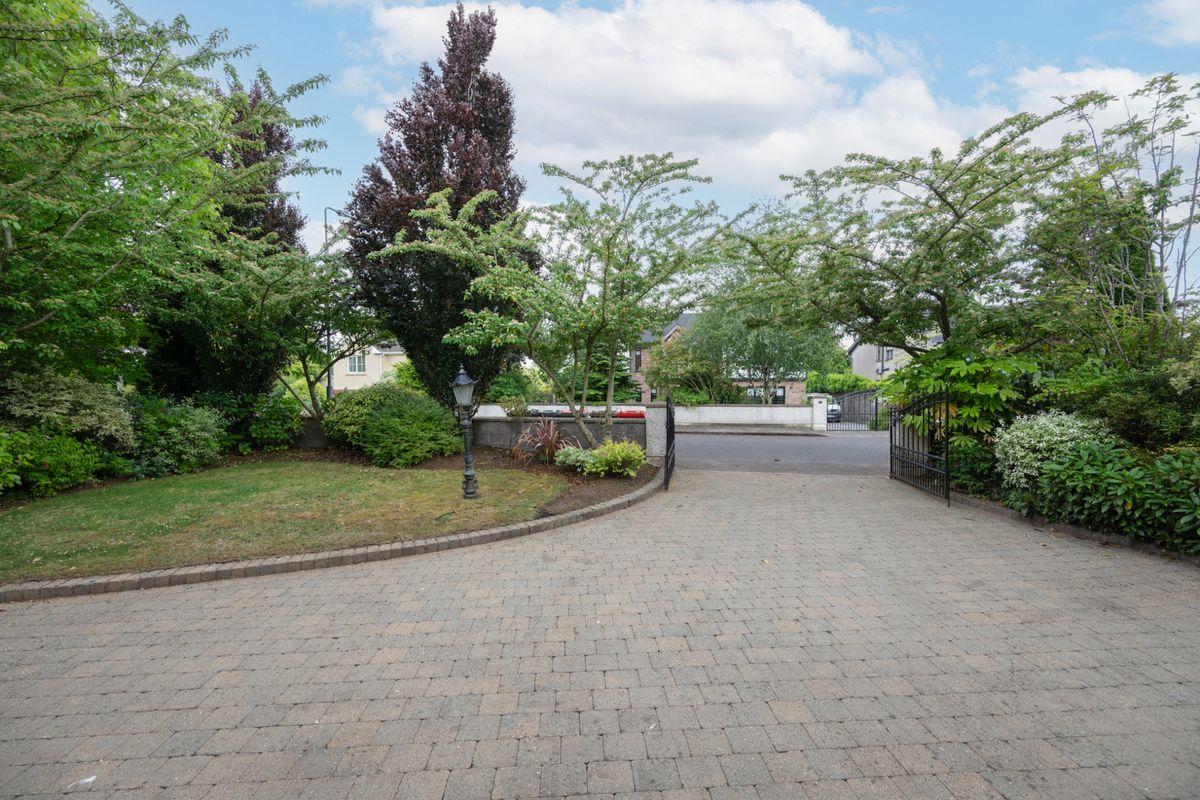 47 Fernwalk, Greenfields, Ballincollig, Co. Cork, P31R727, historical listing image 3