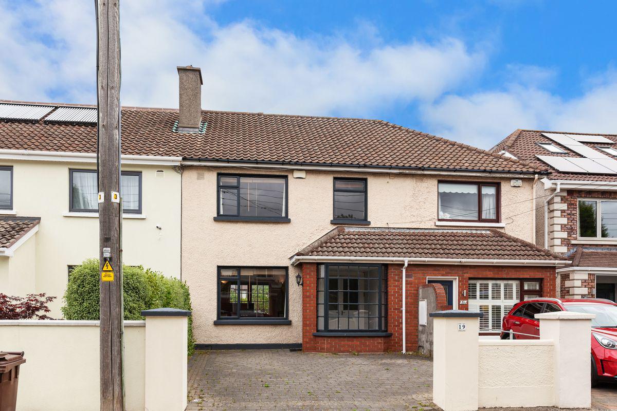 19A Gledswood Avenue, Clonskeagh, Clonskeagh, Dublin 14, historical listing image 1