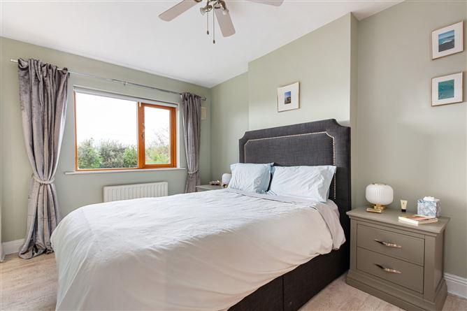 6, Frankfort Court, Dublin 14, historical listing image 6