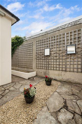 Advertisement for 16 GRANGE TERRACE, BLACKROCK, DO DUBLIN