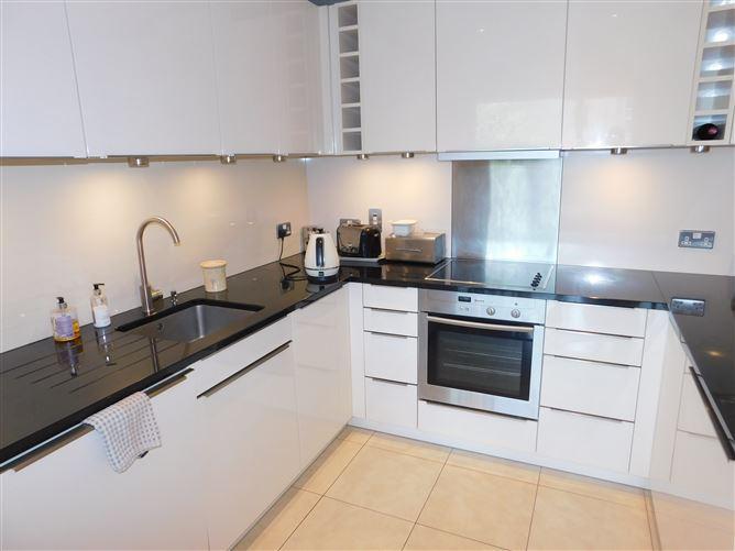 15, Western Road, The, Co. Cork, historical listing image 6