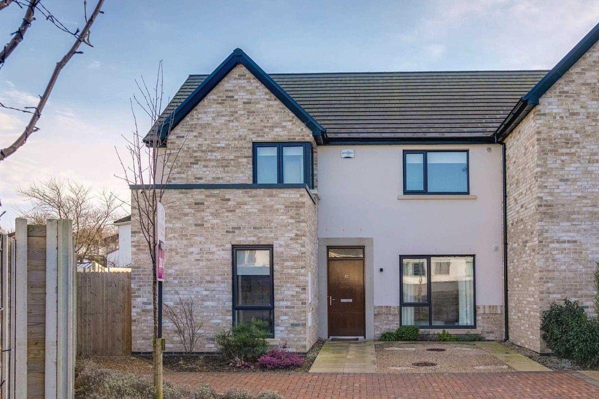 12 Cul Cuille, Sandyford, Dublin 18, D18DVF7, historical listing image 5