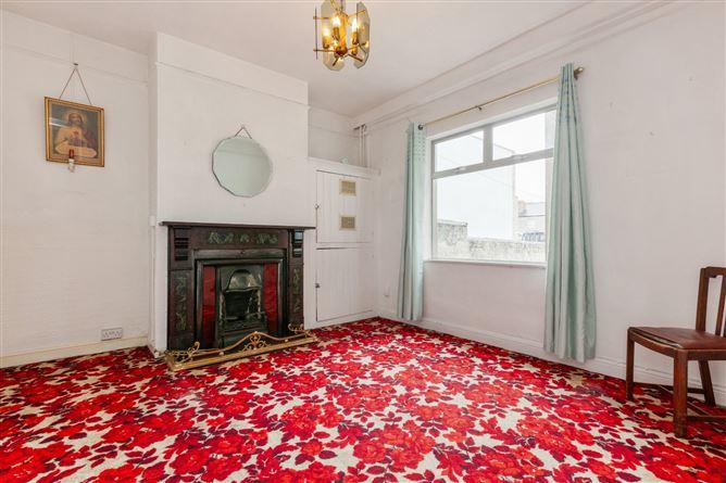 33 Shandon Drive, Phibsboro, Dublin 7, historical listing image 4