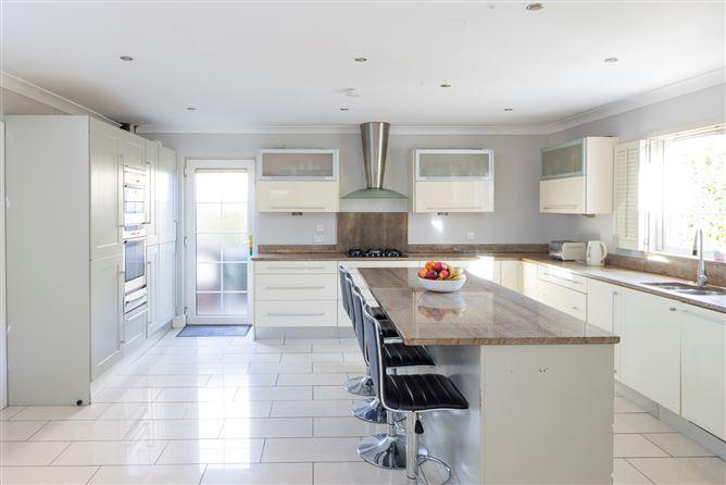 19 Molesworth Close, Knocksedan, Swords, County Dublin, historical listing image 6