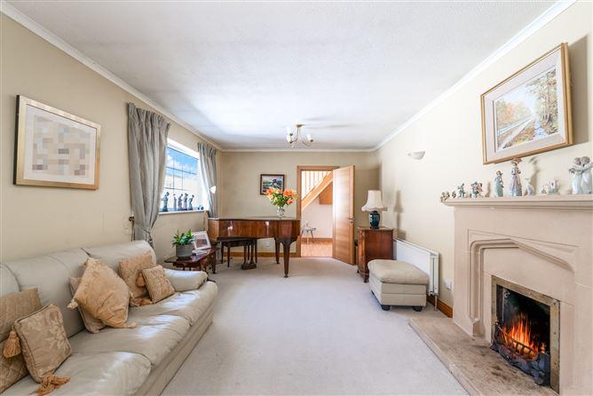 4, Blackglen Court, Dublin 18, historical listing image 4