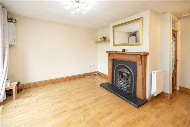 14, Woodford Close, Dublin 22, historical listing image 2