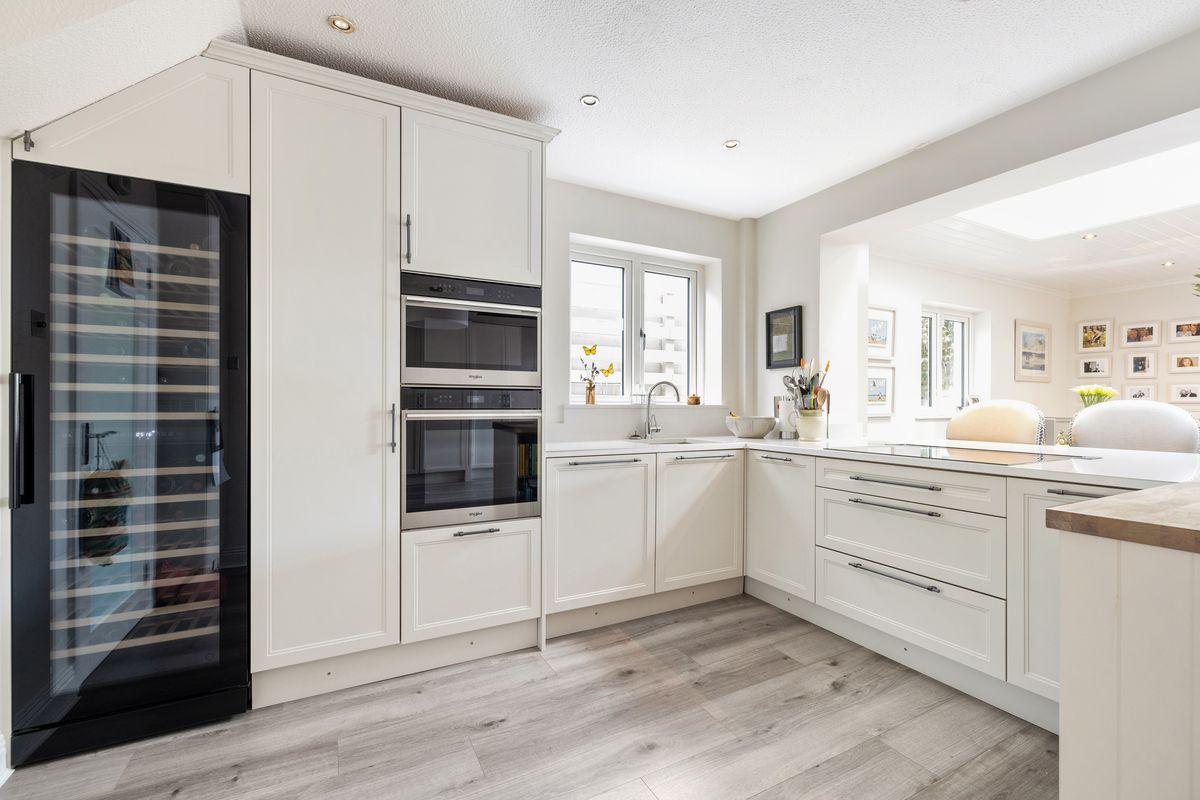 6 Sycamore Close, The Park, Cabinteely, Dublin 18, D18V9V6, historical listing image 6