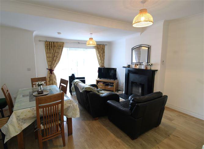 32 hayworth terrace, ongar, dublin 15, historical listing image 3