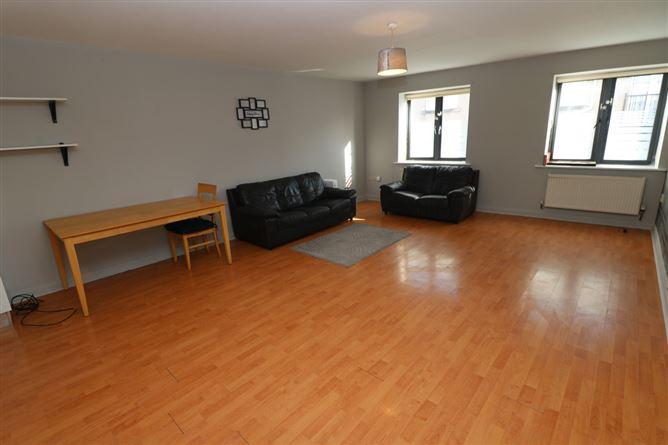 Apt. 201 C, An tSean Mhargadh, Drogheda, Louth, historical listing image 4