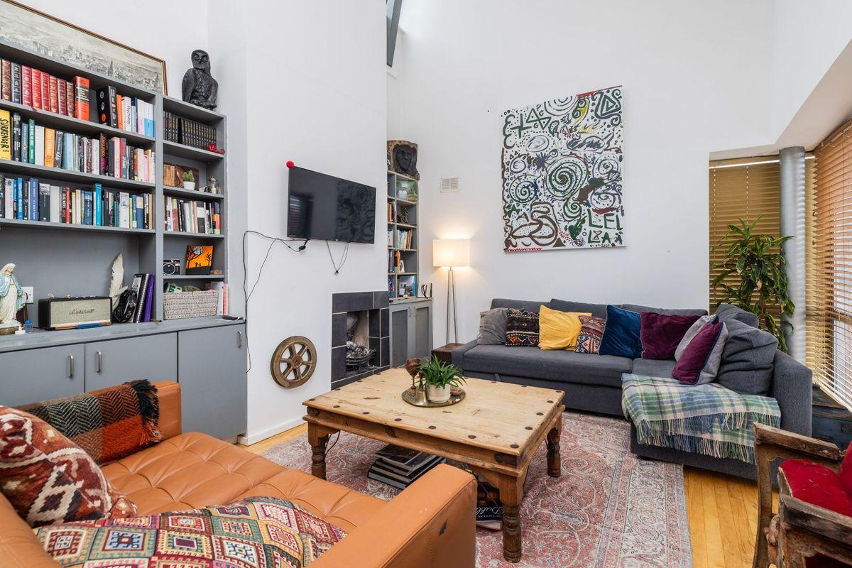 Apartment 7 , Temple Bar Square, Temple Bar, Dublin 2, D02N402, historical listing image 6