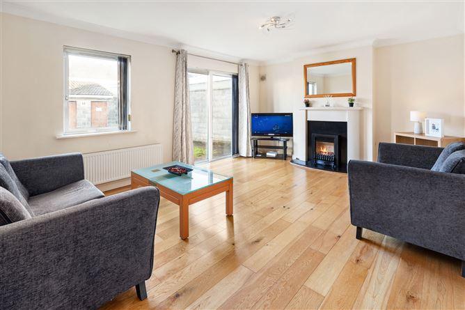 9 Holywell Dene, Holywell, Swords, Co. Dublin, historical listing image 3