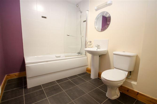 18, Castlegate Terrace, Co. Dublin, historical listing image 5