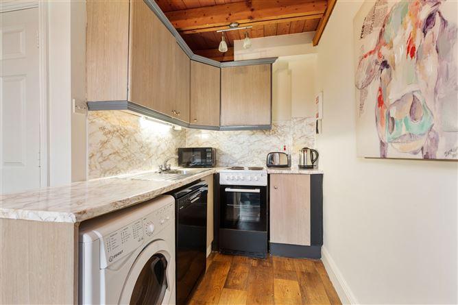 apt 7 roebuck hall, the palms, roebuck road, historical listing image 5