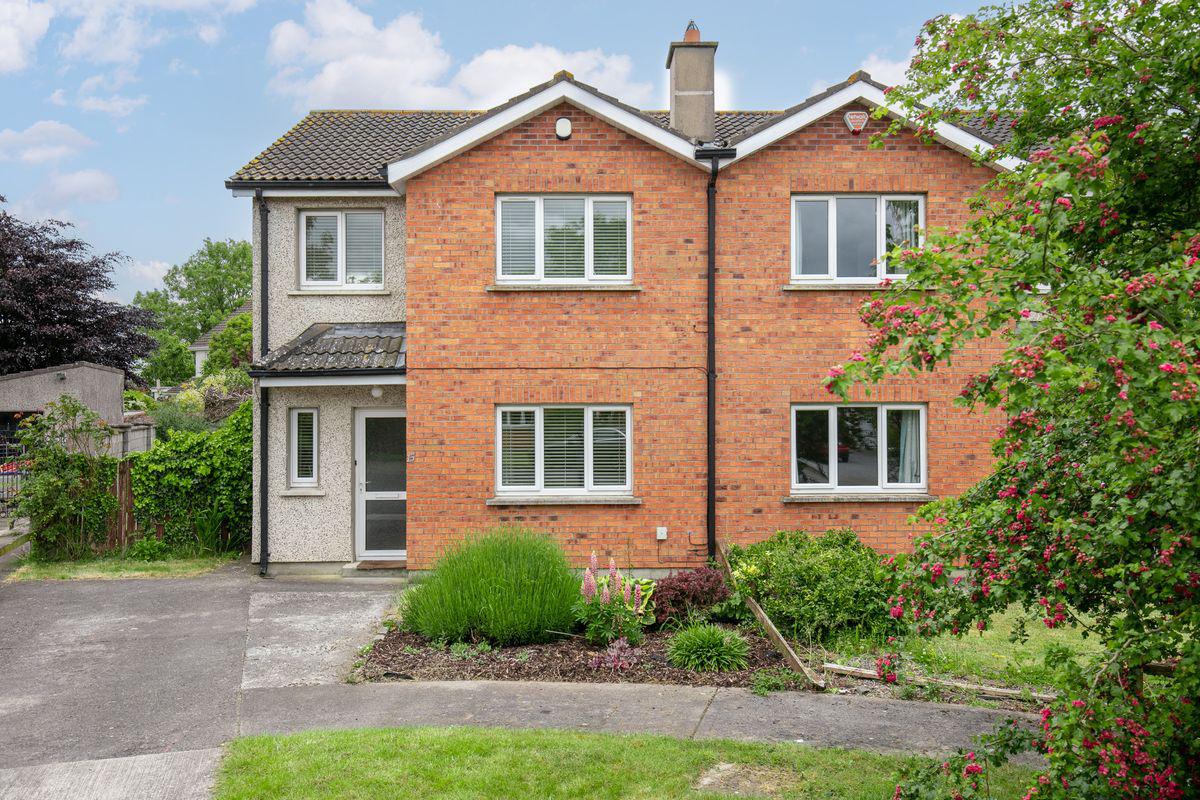 15 Dolmen Court, Browneshill Road, Carlow Town, Co. Carlow, historical listing image 2