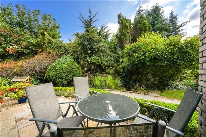 Apt 1 El Pinar, Kilgobbin Road, Sandyford, Dublin 18, historical listing image 1
