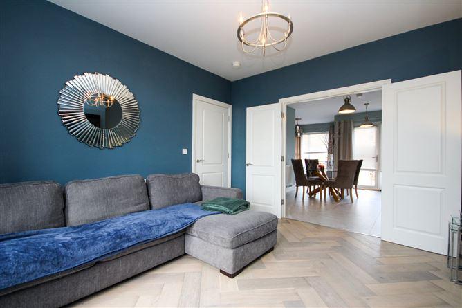 6, The Walk, Dublin 24, historical listing image 4