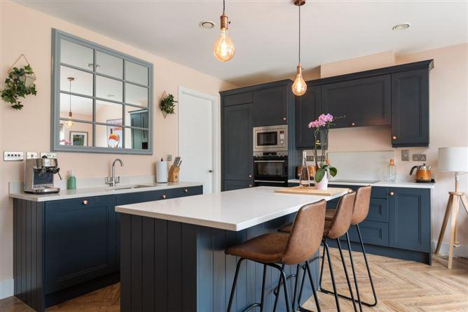 26 Drumnigh Manor, Portmarnock, County Dublin, historical listing image 5