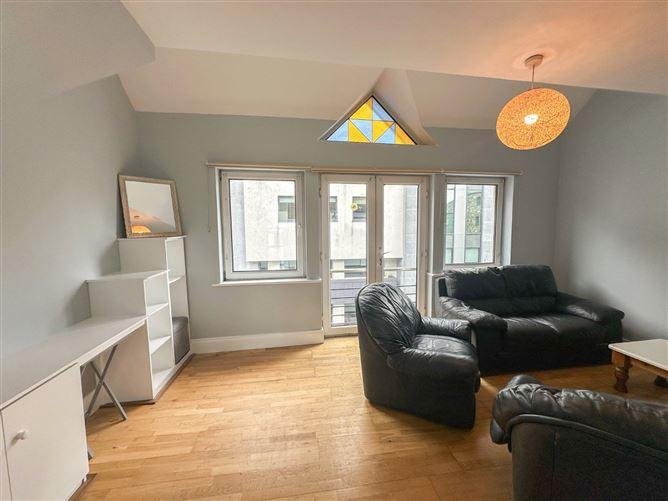 8 Commerce Court, Flood Street, Galway City, historical listing image 4