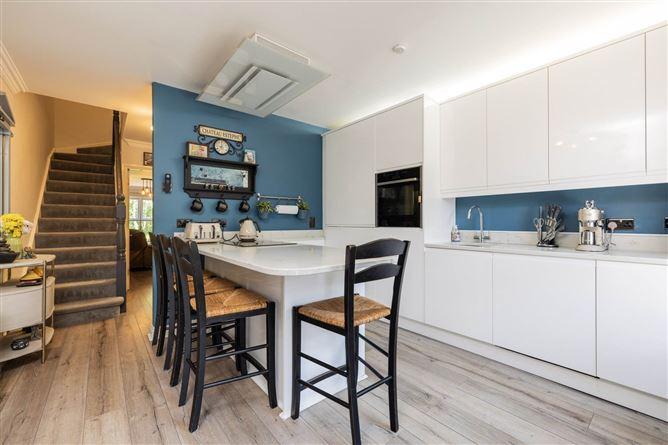 10 Thorncliffe, Dundrum Road, Milltown, Dublin 6, D14D4D6, historical listing image 3