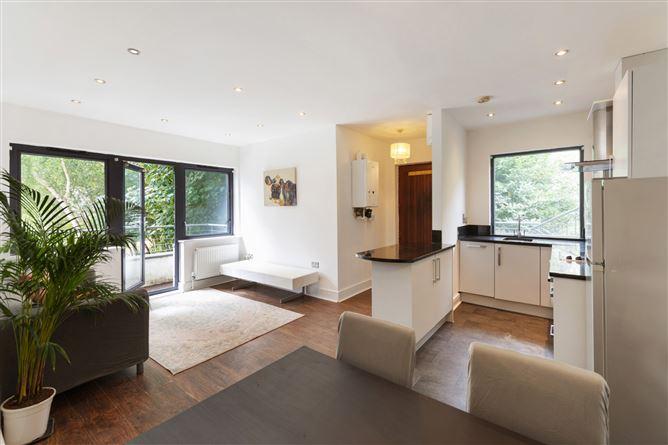 15 Brennanstown Court, Cabinteely, Dublin 18, historical listing image 6