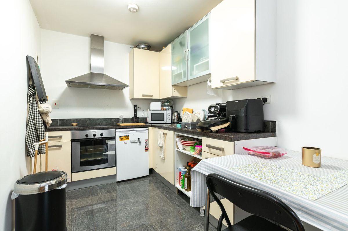 Apartment 15 , Block C2, The Bottle Works, Irishtown, Dublin 4, D04P798, historical listing image 5